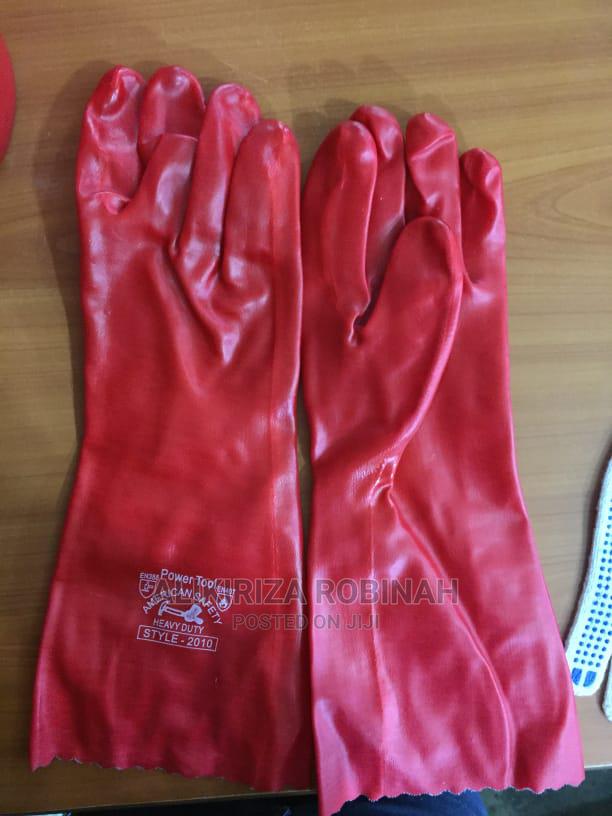 Red gloves