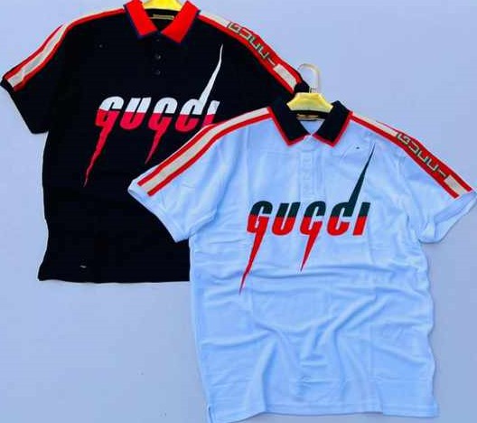 T- shirt