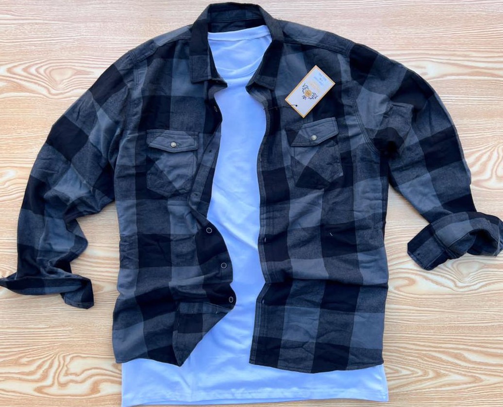 T- shirt with under shirts